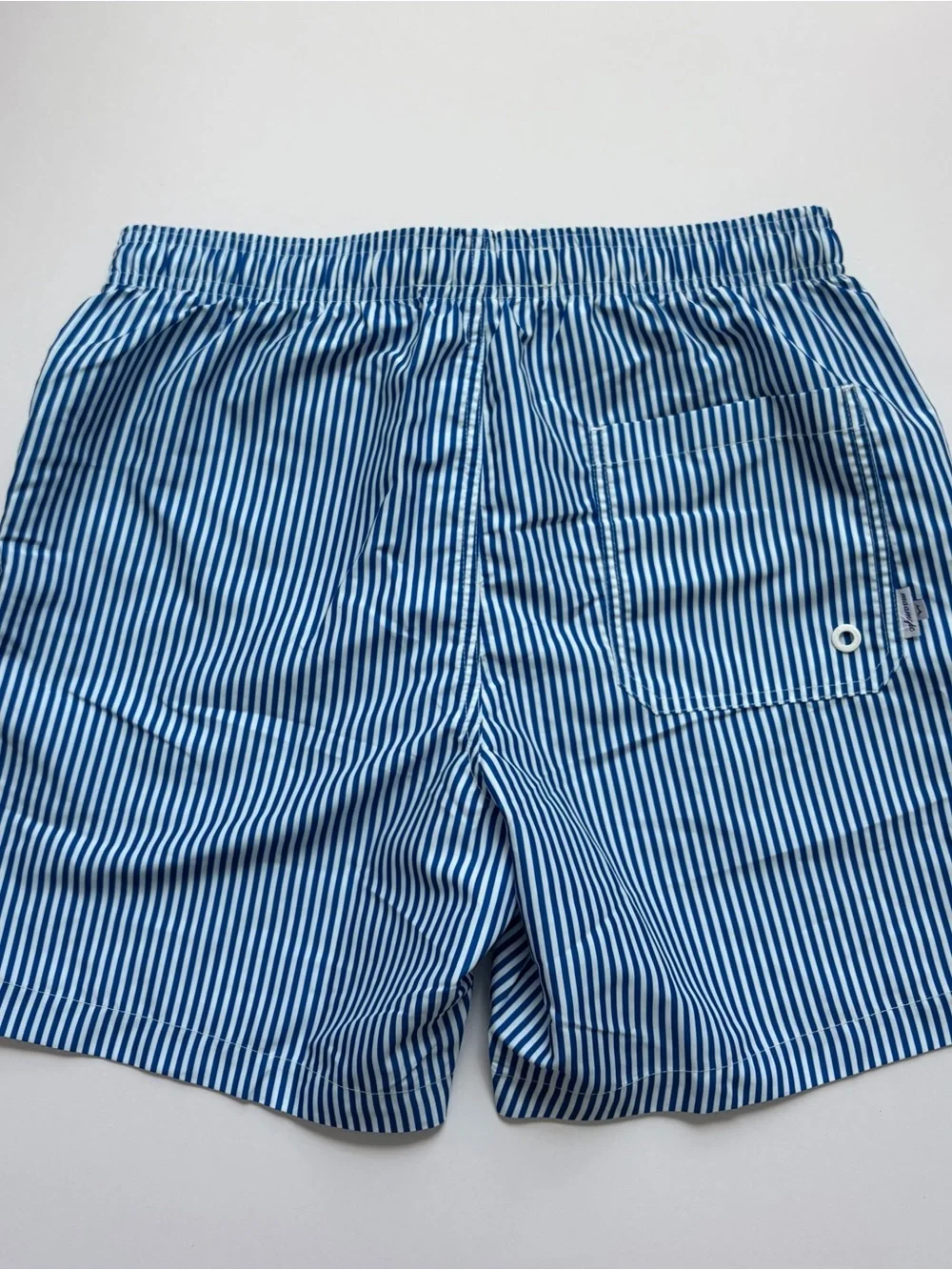 NWT Maamgic Blue Stripe Men’s Swim Trunks S